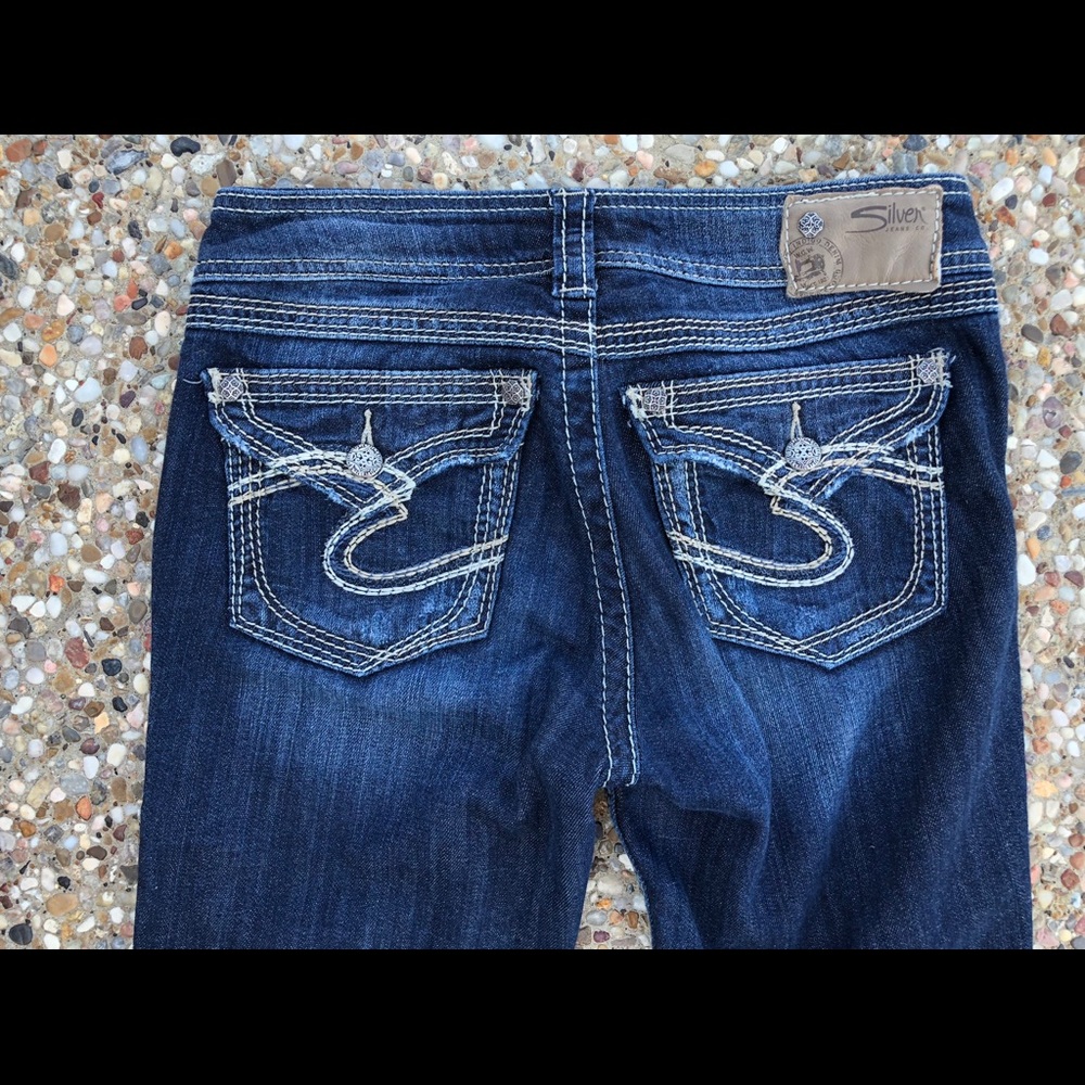 Women’s Silver 27/34 jeans